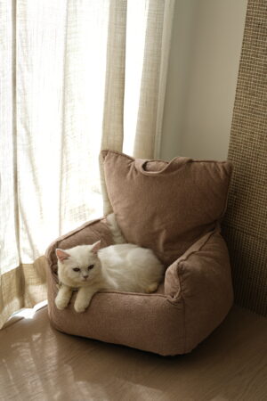 KnittingFur Luxe Lounger