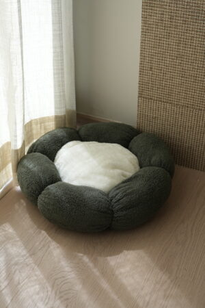 Flora Plush Pet Bed